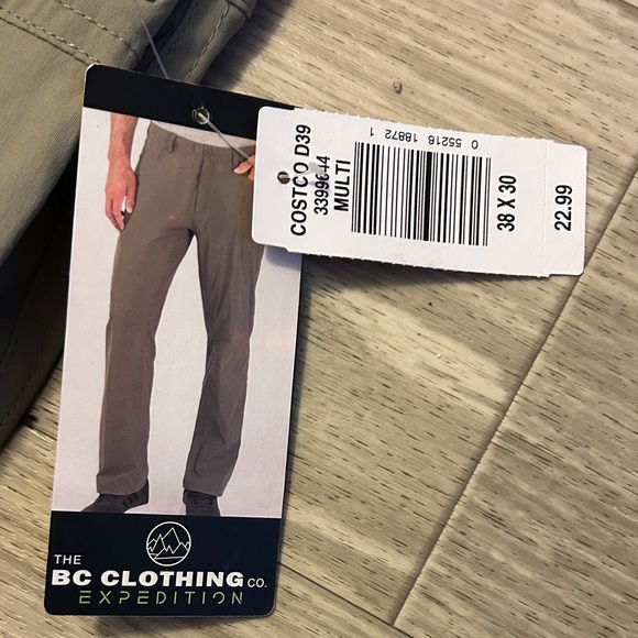 Classic Men's Khaki Chinos - Picture 2 of 3